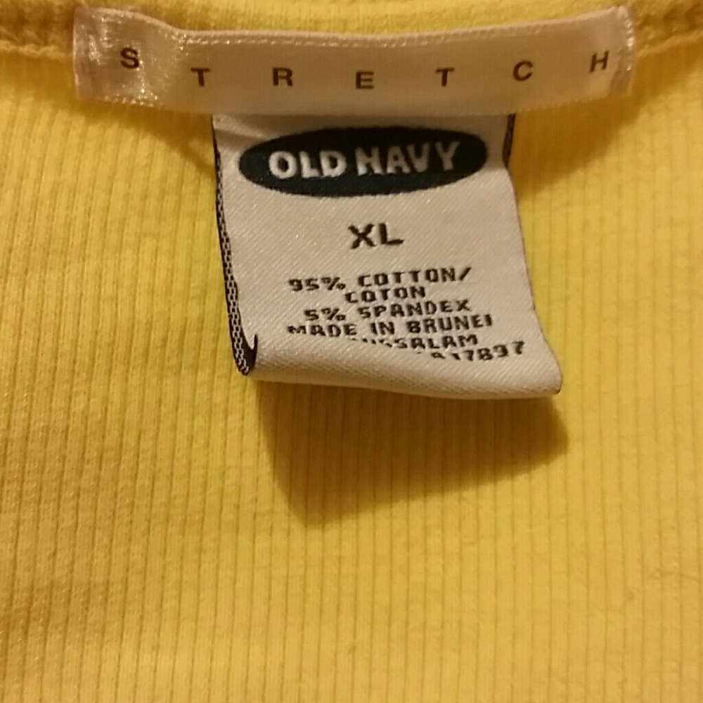 SALE! Top - Picture 2 of 2